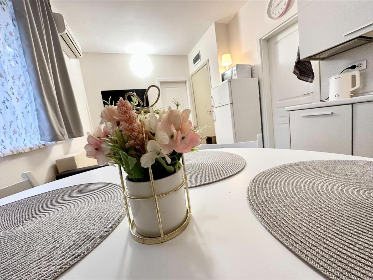 Menada Romance Marine Apartments Sluneční pobřeží Exteriér fotografie